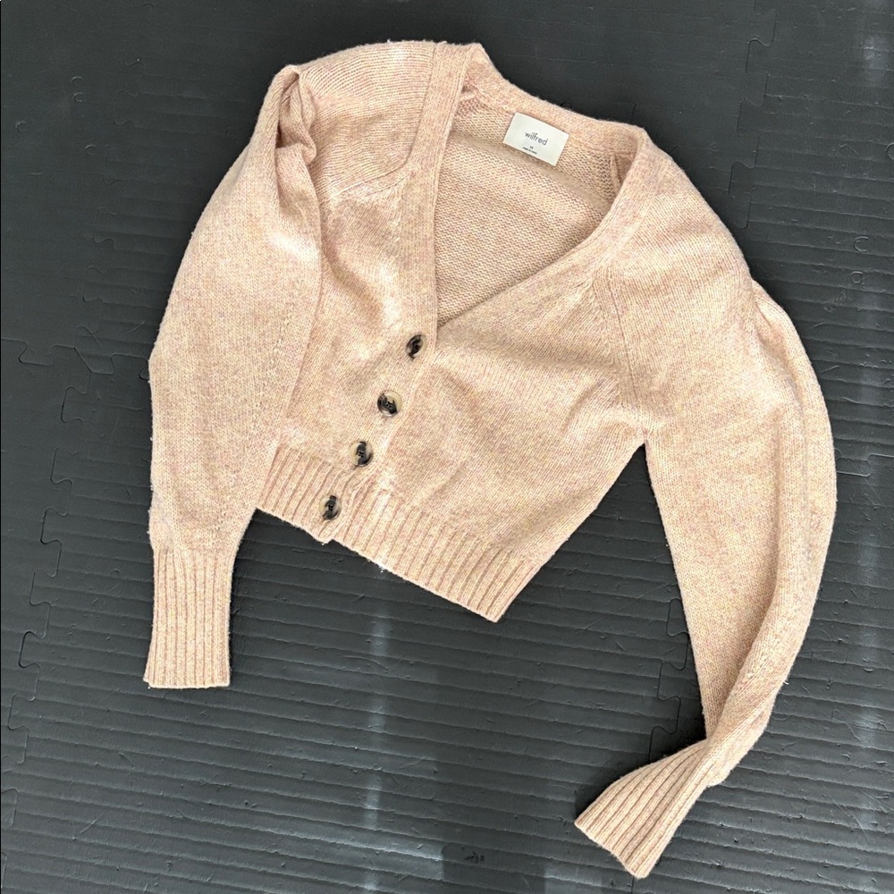 Wilfred Dusty Rose V-Neck Cropped Button Cardigan